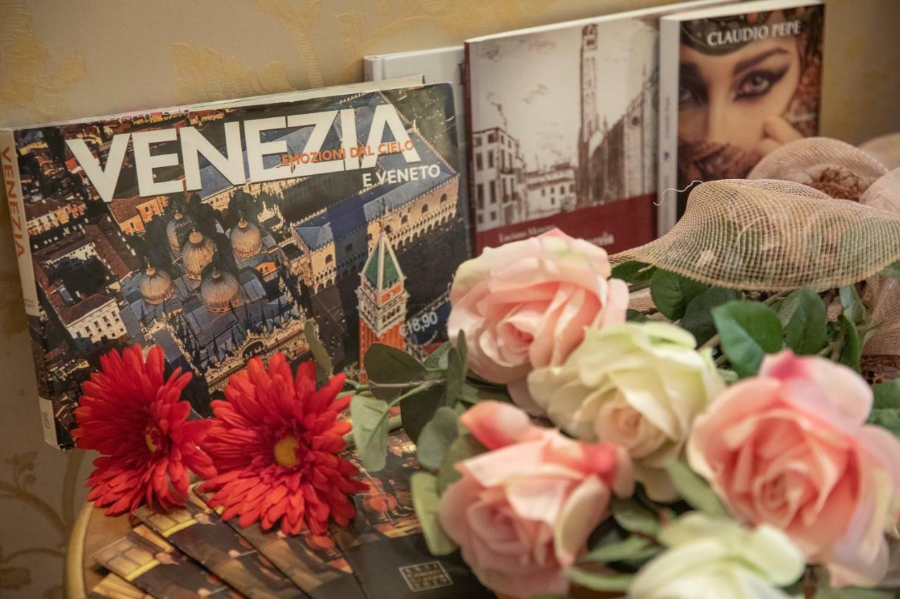 Dimora Al Doge Beato Vista Canale Bed & Breakfast Venice